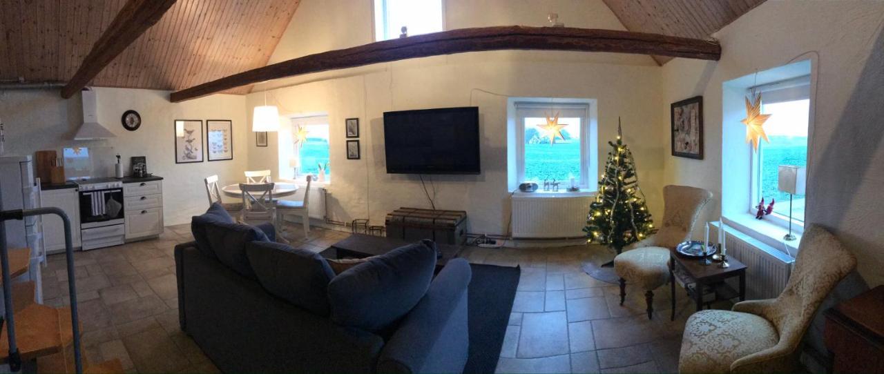 Glamping Och Gardslagenhet Mellan Himmel Och Hav Apartman Skivarp Kültér fotó