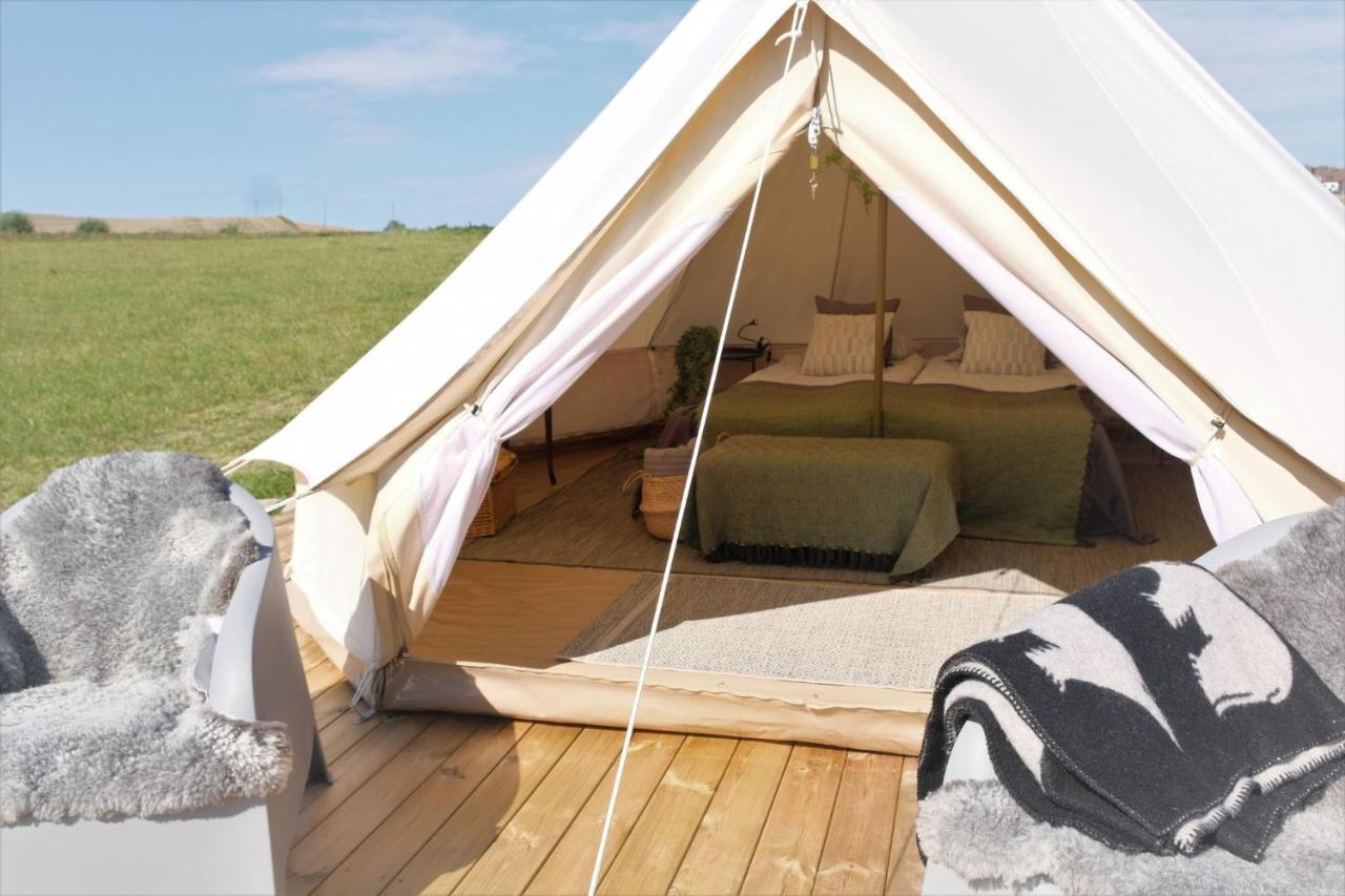 Glamping Och Gardslagenhet Mellan Himmel Och Hav Apartman Skivarp Kültér fotó
