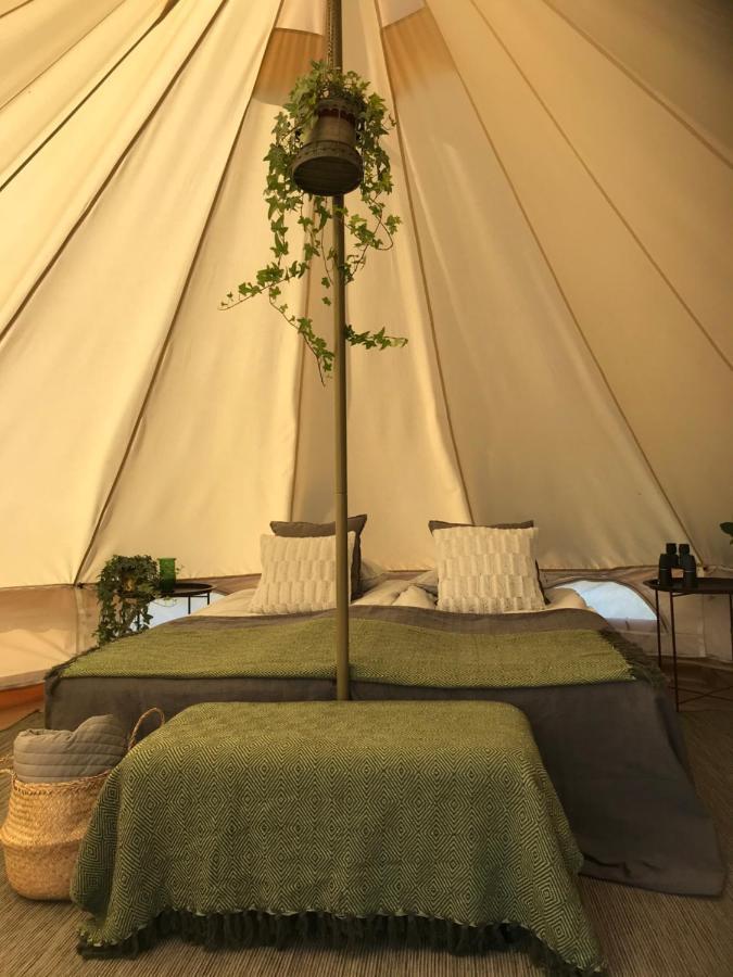 Glamping Och Gardslagenhet Mellan Himmel Och Hav Apartman Skivarp Kültér fotó