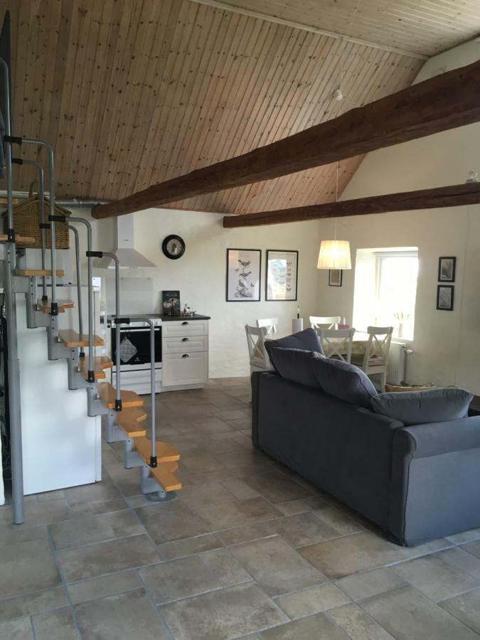 Glamping Och Gardslagenhet Mellan Himmel Och Hav Apartman Skivarp Kültér fotó